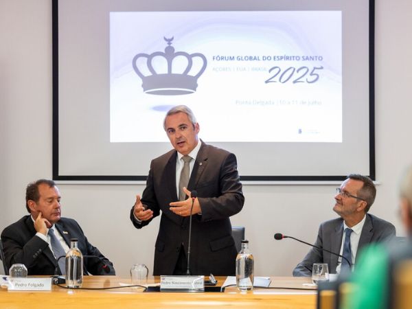 1754061452cmpd_ Espirito_Santo_e_marca_da_acorianidade_e_a_diaspora_dignifica_a_nossa_matriz_identitaria_pelo_mundo_5666.jpg